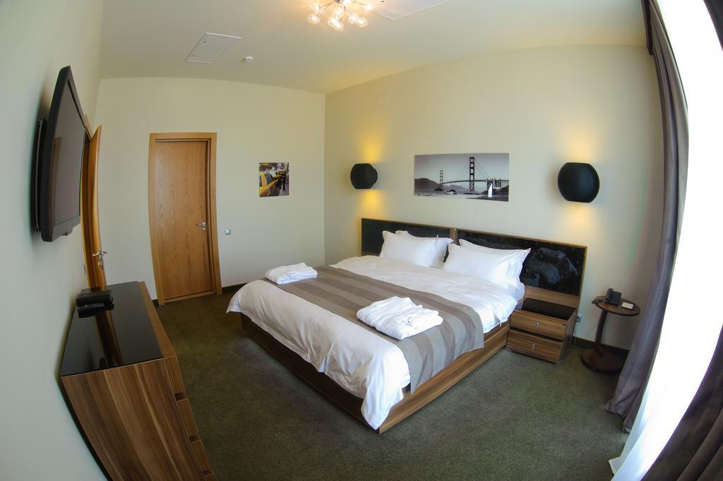 Voyage Hotel Karaganda Luaran gambar