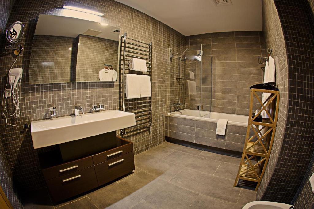 Voyage Hotel Karaganda Bilik gambar