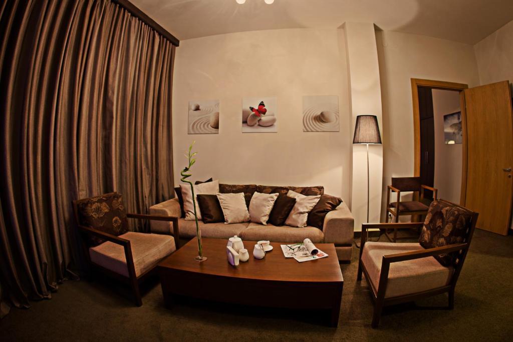 Voyage Hotel Karaganda Bilik gambar